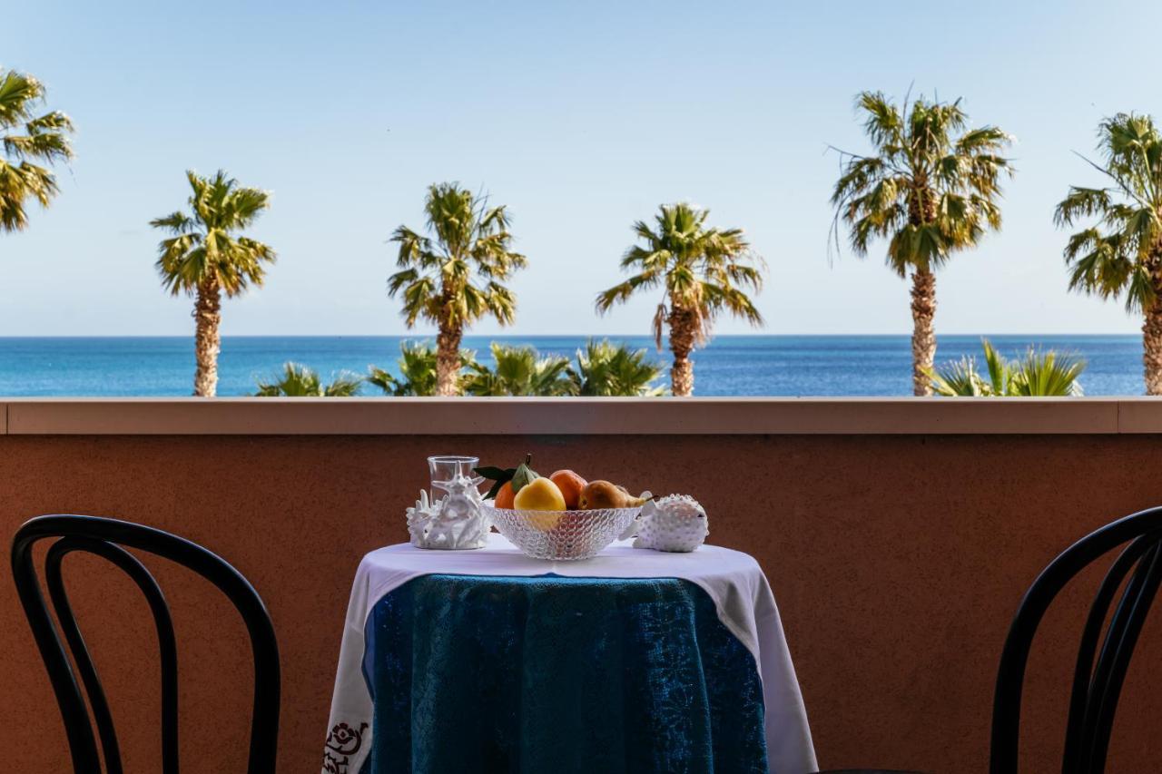 Palm Beach Club Hotel Casteldaccia Dış mekan fotoğraf